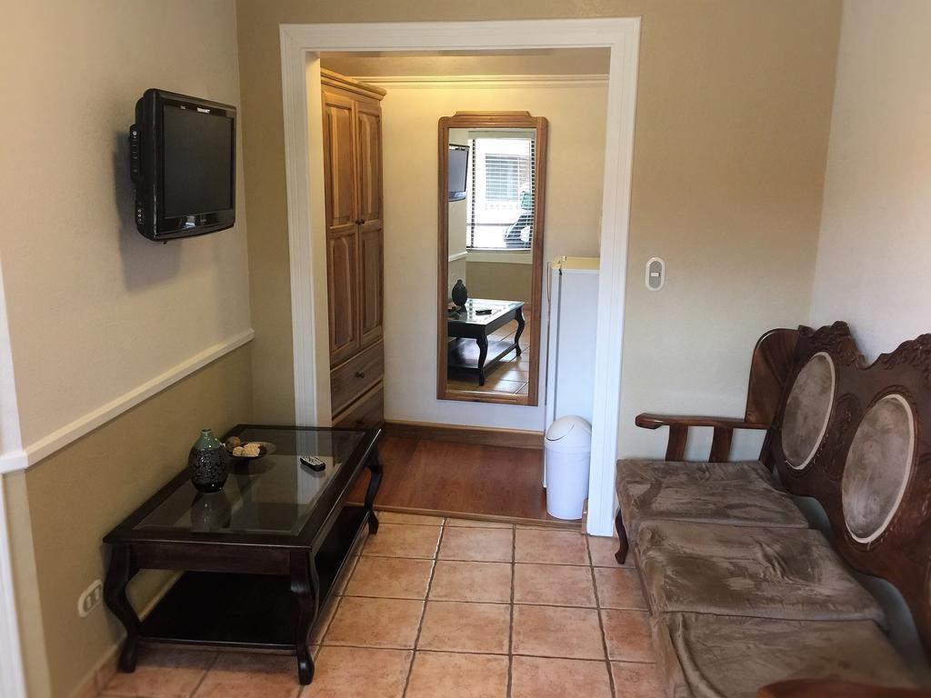 Prado Inn&Suites San Jose  Bagian luar foto