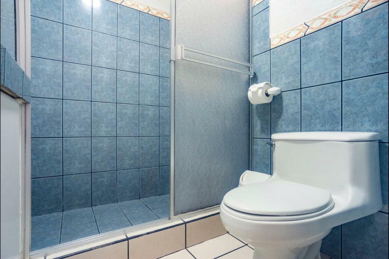 Prado Inn&Suites San Jose  Bagian luar foto