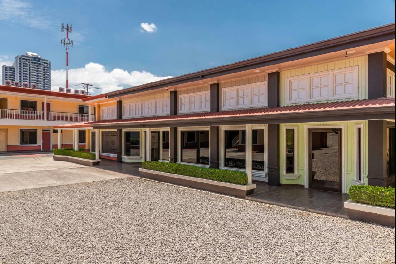 Prado Inn&Suites San Jose  Bagian luar foto