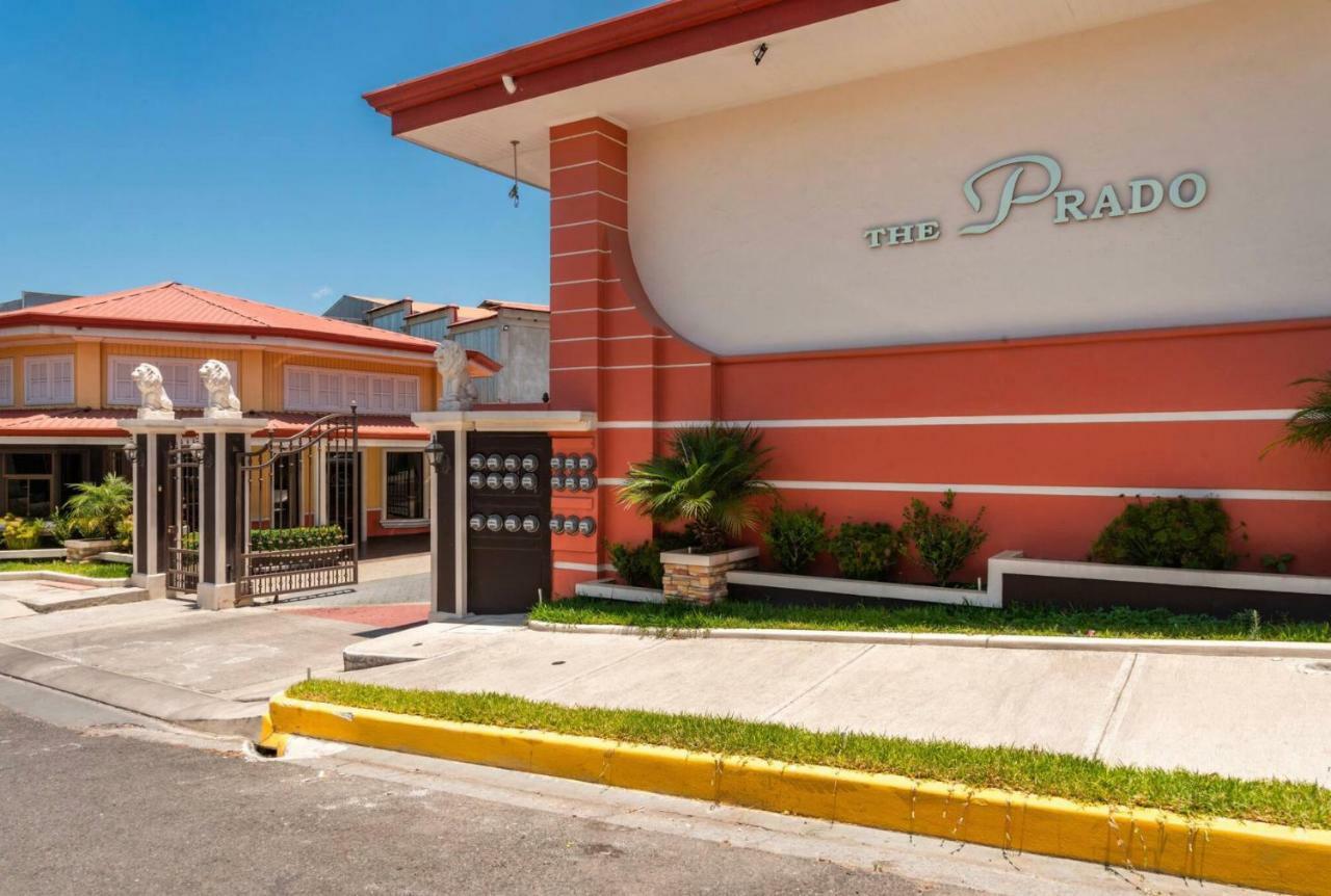 Prado Inn&Suites San Jose  Bagian luar foto